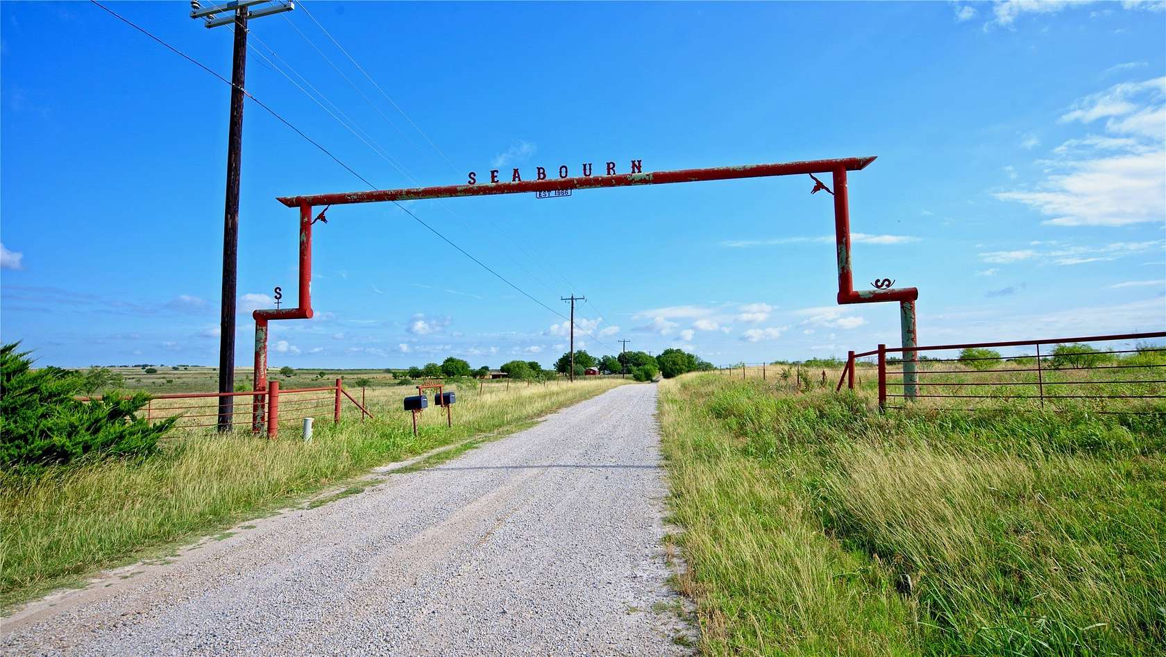 339 Acres of Land with Home for Sale in Henrietta, Texas - LandSearch