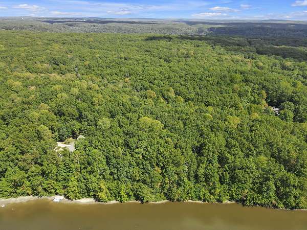 5.38 Acres of Residential Land for Sale in Monteagle, Tennessee