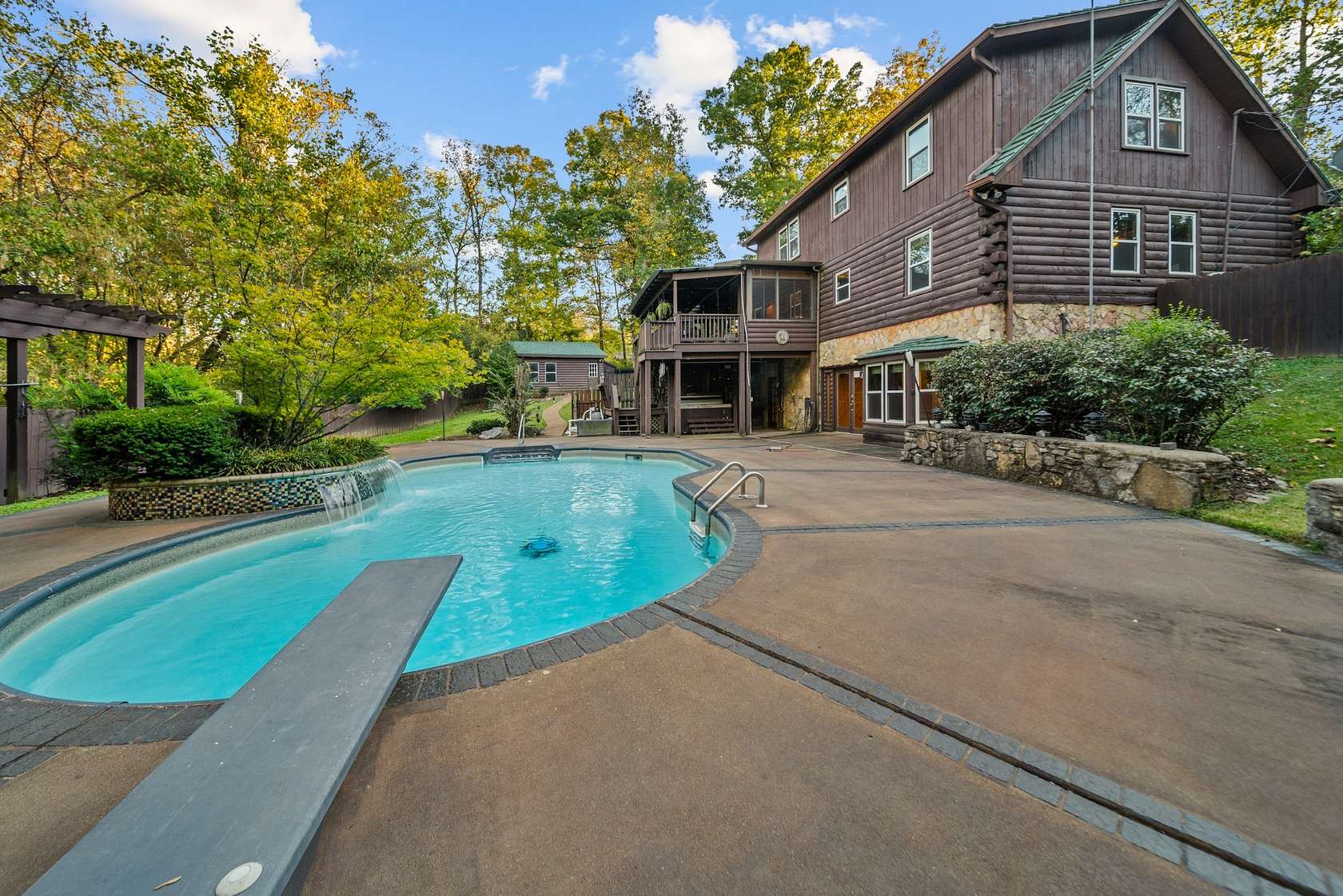 2 Acres of Land with Home for Sale in Nashville, Tennessee