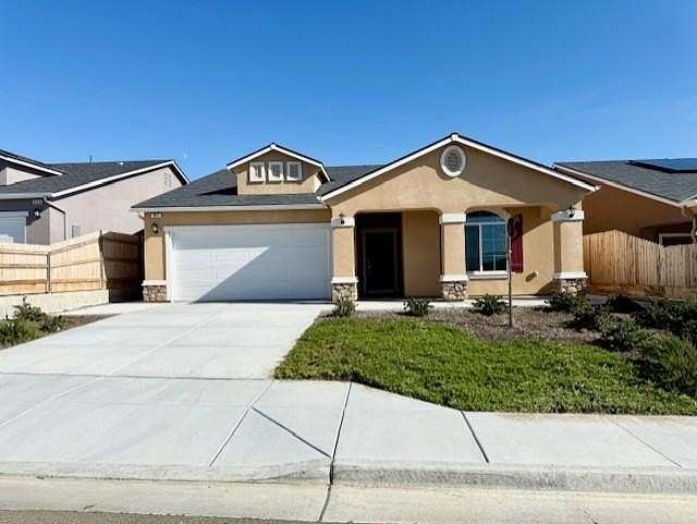 1.89 Acres of Land with Home for Sale in Avenal, California