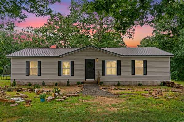 4 Acres of Land with Home for Sale in Drasco, Arkansas