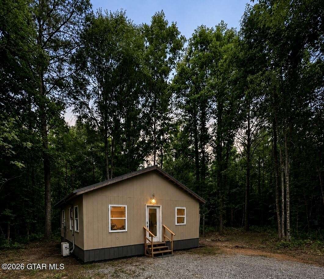 18.2 Acres of Recreational Land with Home for Sale in Sturgis, Mississippi