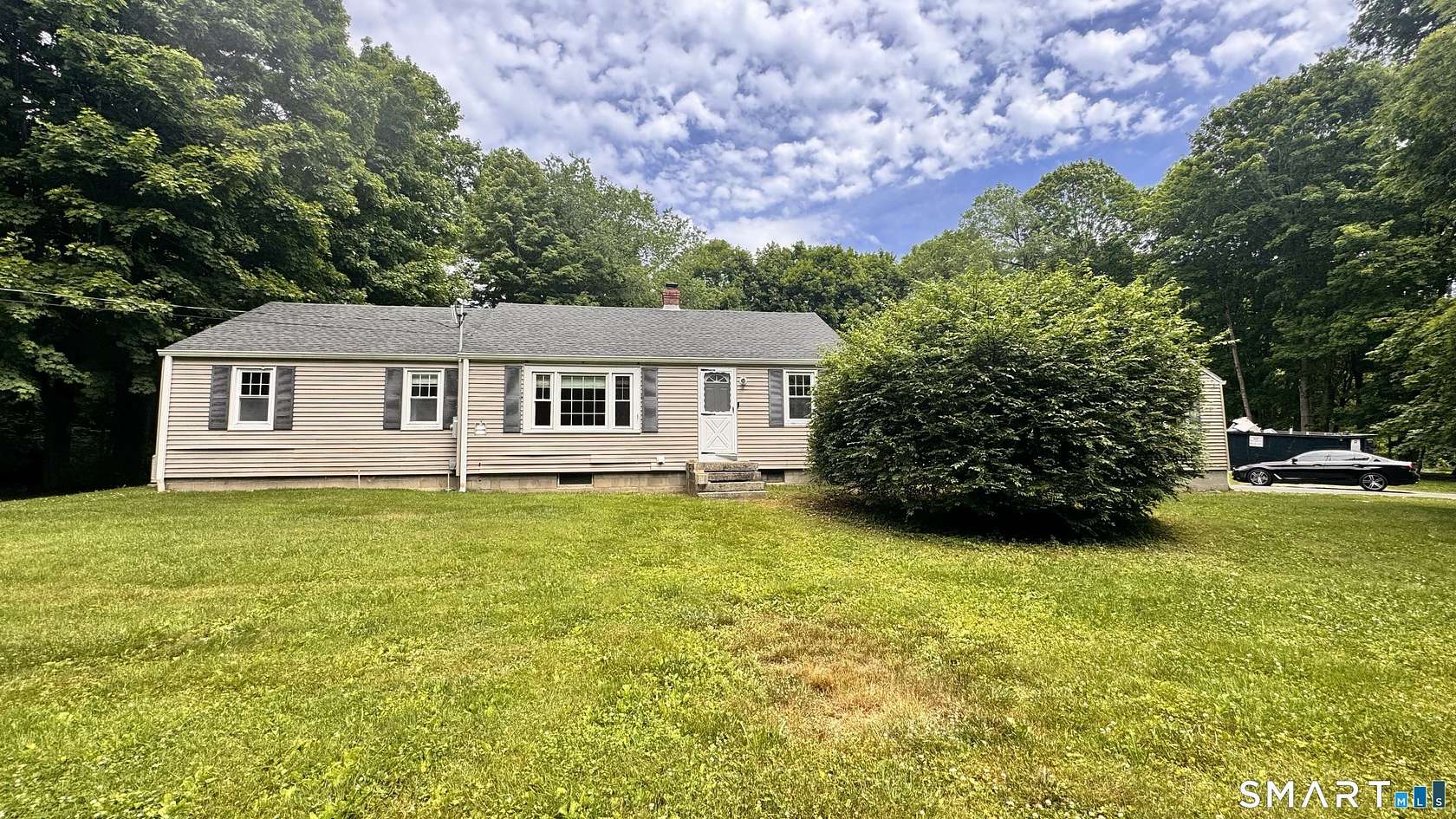 1.69 Acres of Land with Home for Sale in Pomfret, Connecticut