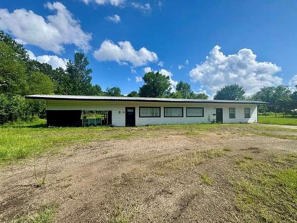 6 Acres of Mixed-Use Land for Sale in Woodville, Texas