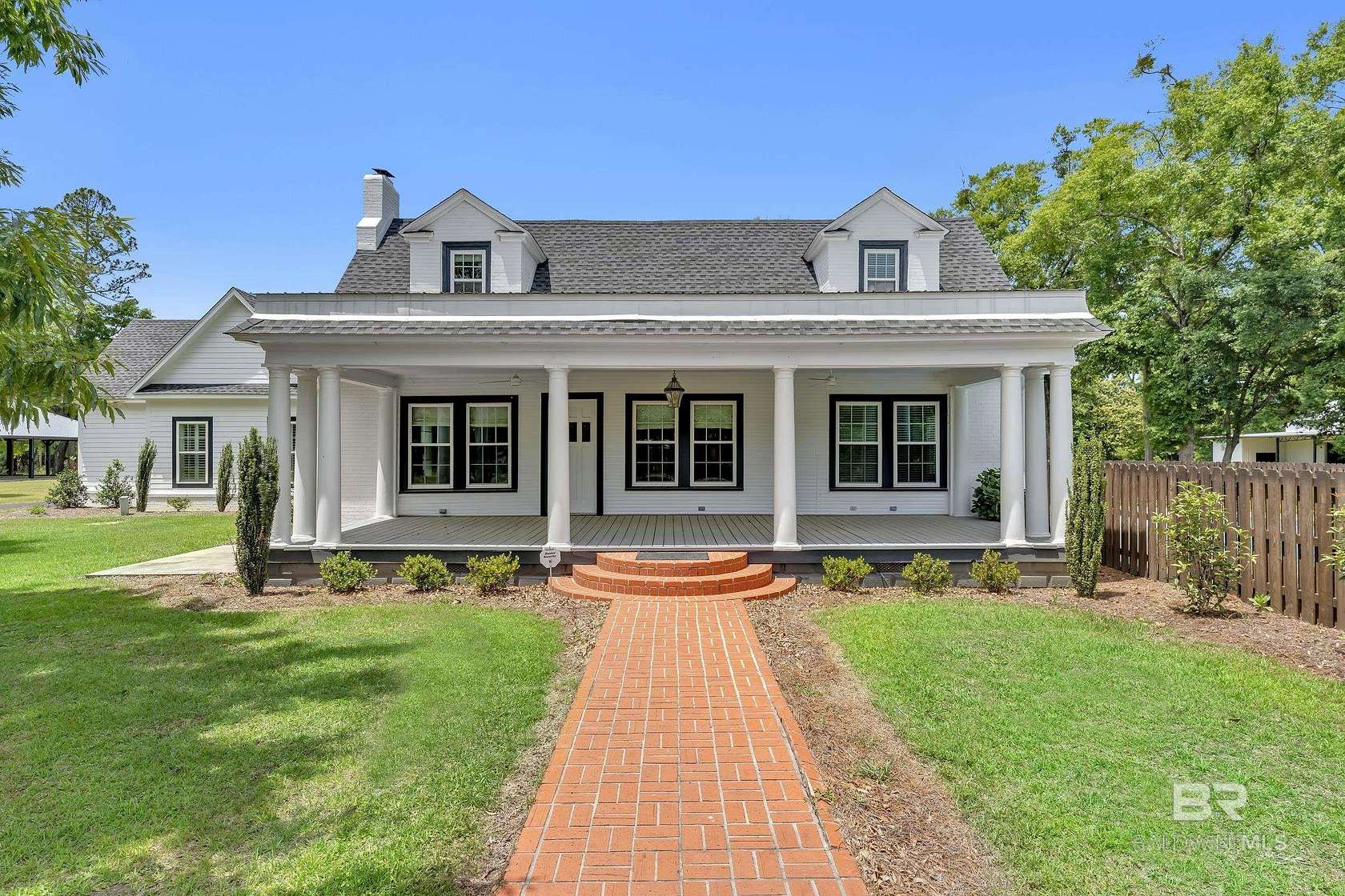 17.2 Acres of Land with Home for Sale in Bay Minette, Alabama
