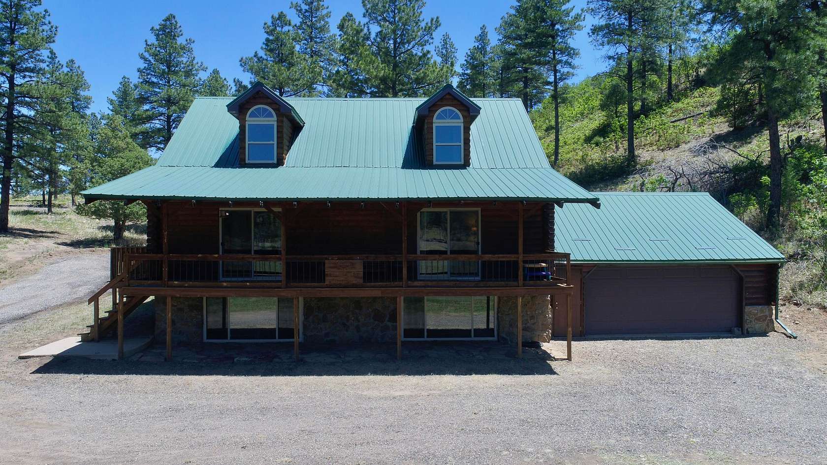 40 Acres of Land with Home for Sale in Aguilar, Colorado