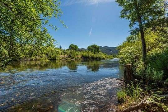 27.7 Acres of Land for Sale in Junction City, California