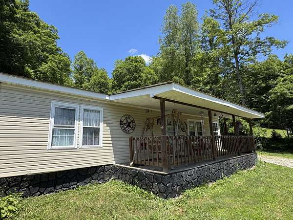 3 Acres of Land with Home for Sale in Morehead, Kentucky
