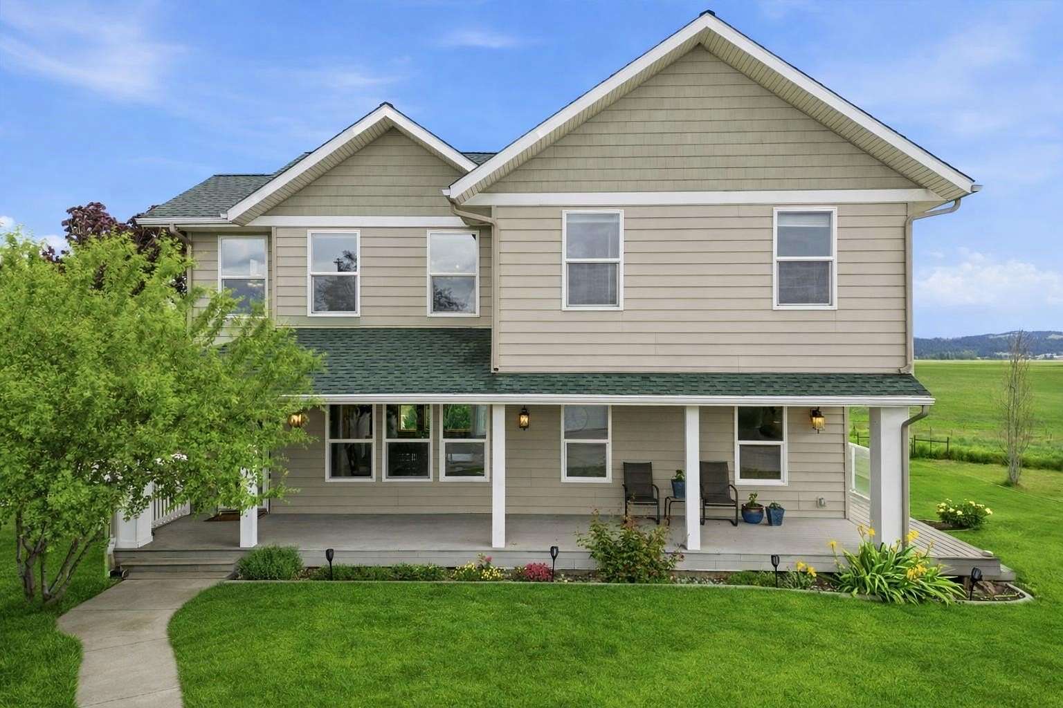 12 Acres of Land with Home for Sale in Mead, Washington