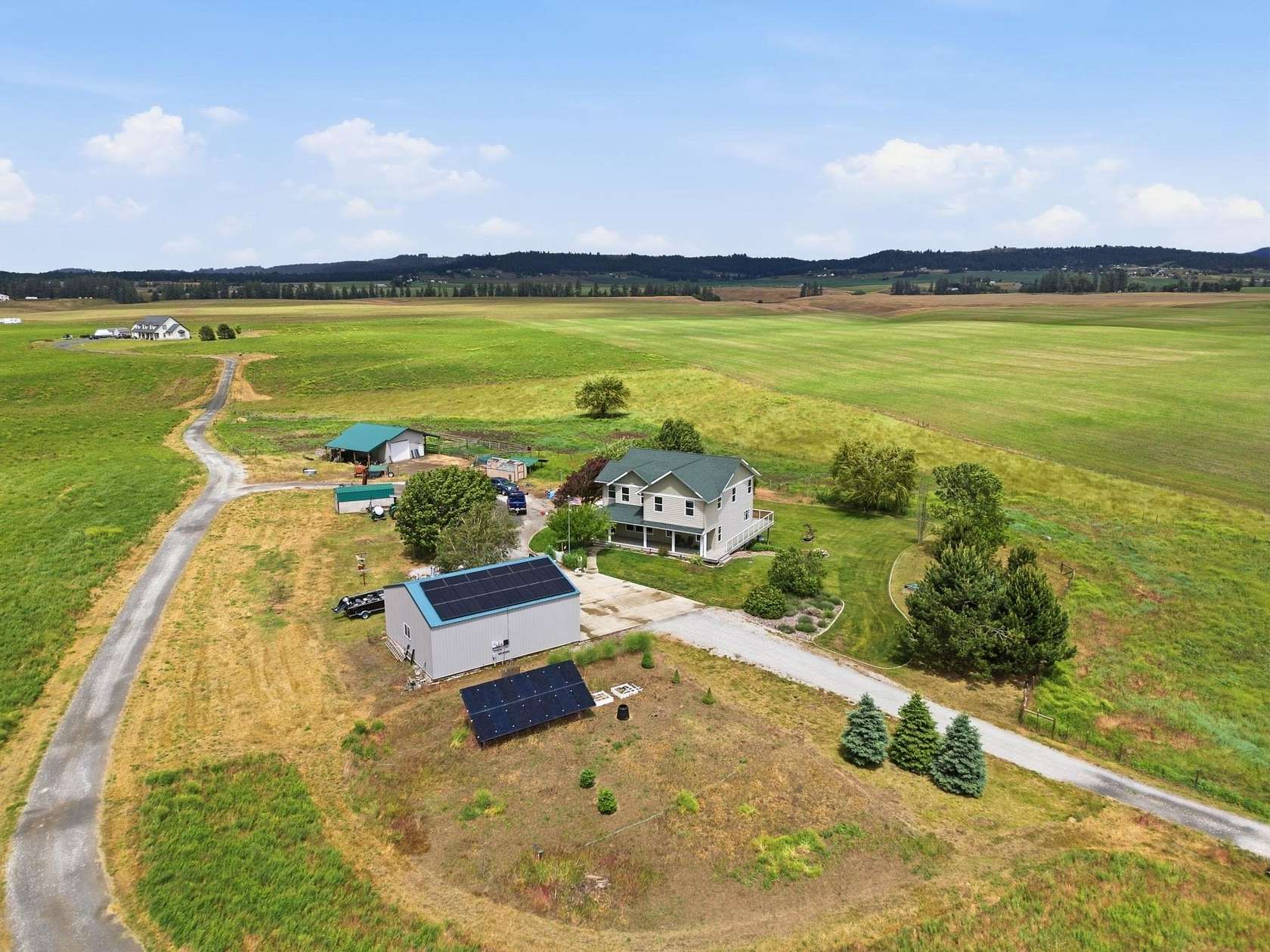 12 Acres of Land with Home for Sale in Mead, Washington