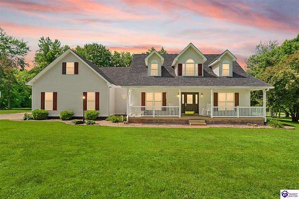 9.79 Acres of Land with Home for Sale in New Haven, Kentucky