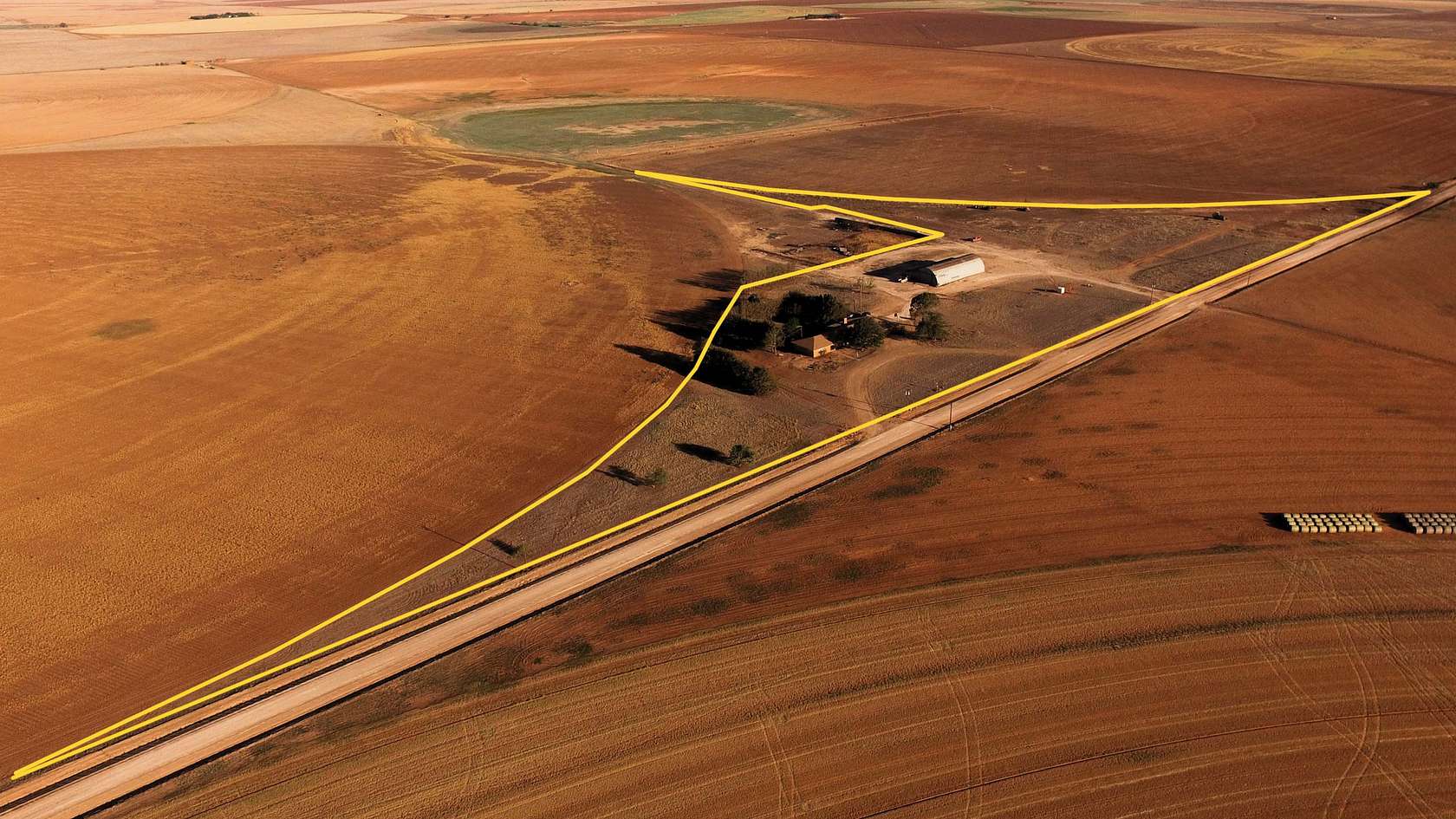 16.4 Acres of Land with Home for Sale in Springlake, Texas