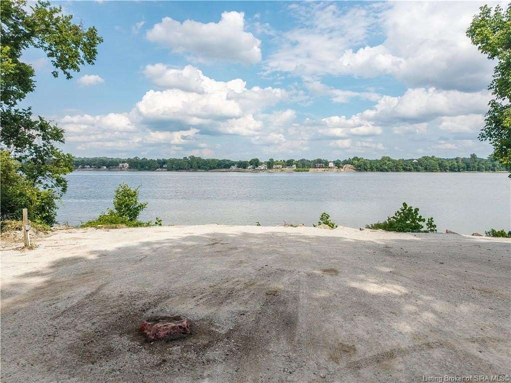 0.92 Acres of Residential Land for Sale in Jeffersonville, Indiana