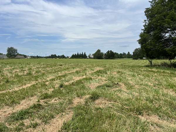 2 Acres of Residential Land for Sale in Lebanon, Tennessee