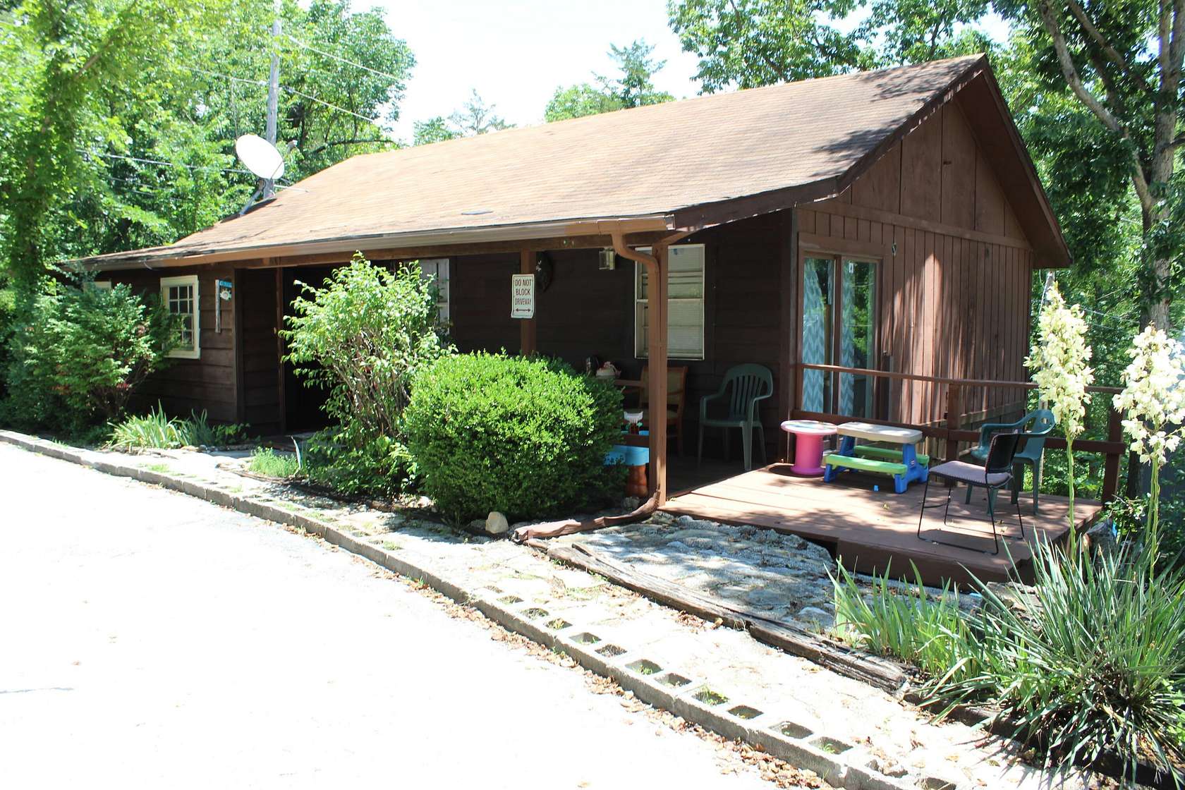 4 Acres of Mixed-Use Land for Sale in Branson, Missouri