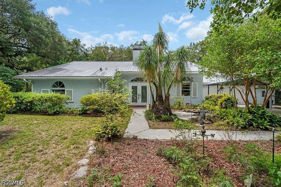 6.7 Acres of Land with Home for Sale in Felda, Florida