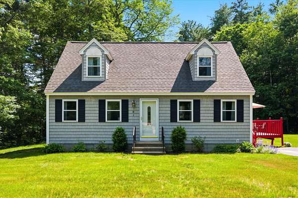 3.1 Acres of Land with Home for Sale in Londonderry, New Hampshire
