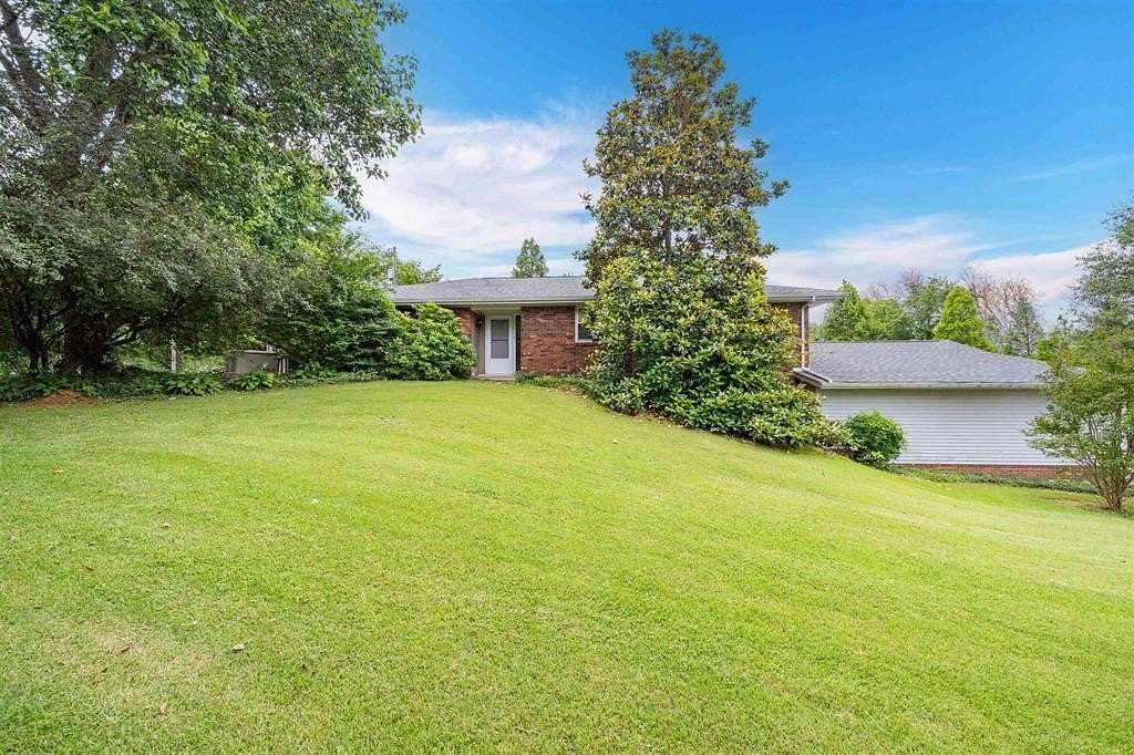 2.6 Acres of Land with Home for Sale in Owensboro, Kentucky