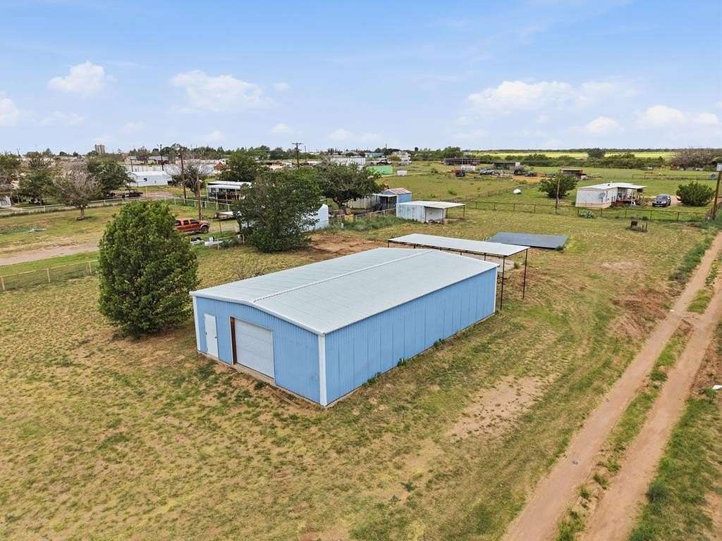 1 Acre of Mixed-Use Land for Sale in Big Spring, Texas