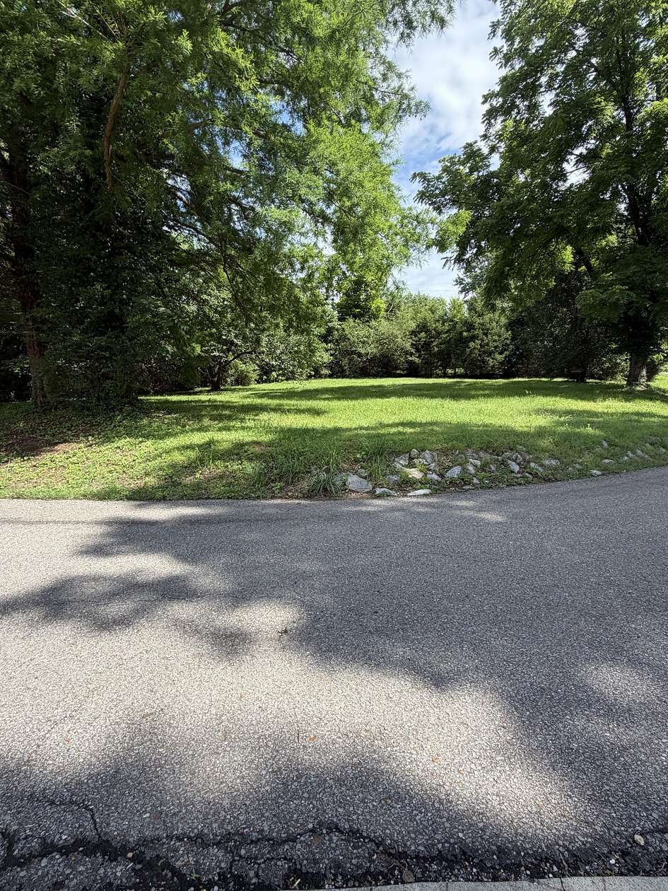 0.31 Acres of Residential Land for Sale in Dover, Tennessee