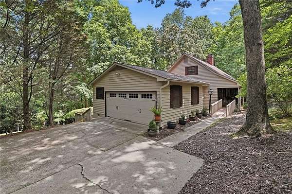 1.59 Acres of Land with Home for Sale in Sautee-Nacoochee, Georgia