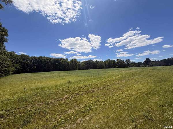 2.12 Acres of Land for Sale in Taylorville, Illinois