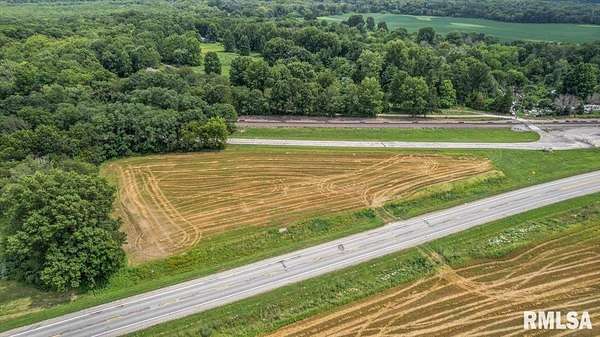 2.12 Acres of Land for Sale in Taylorville, Illinois