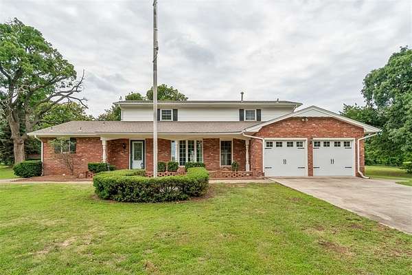 3 Acres of Land with Home for Sale in Edmond, Oklahoma