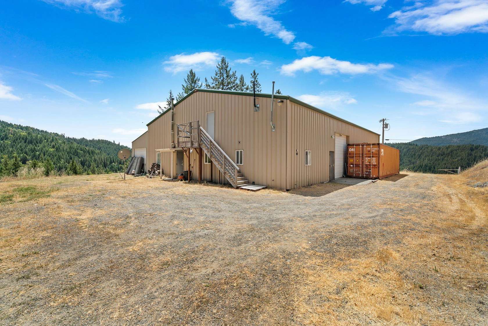 40 Acres of Land with Home for Sale in Mad River, California