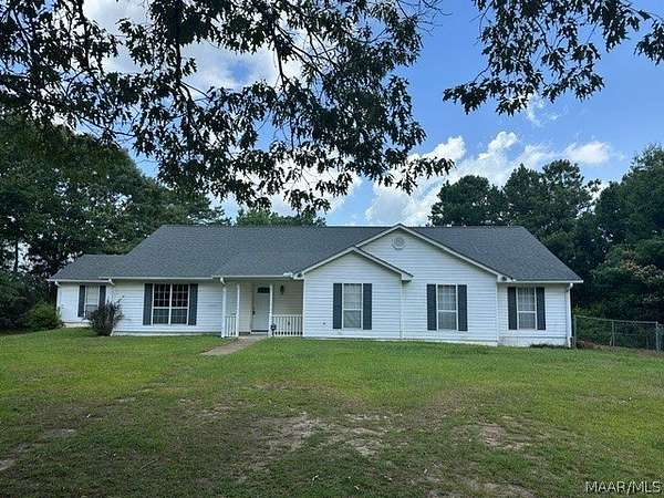 10 Acres of Land with Home for Sale in Prattville, Alabama