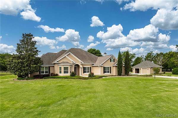 3.72 Acres of Land with Home for Sale in Oxford, Florida
