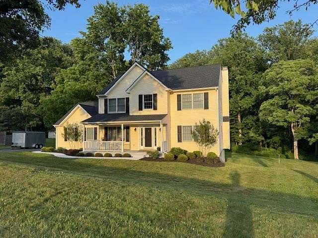 1.5 Acres of Land with Home for Sale in Lincoln University, Pennsylvania