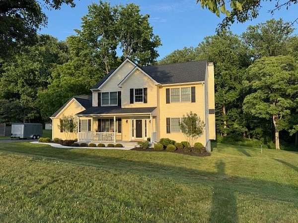1.5 Acres of Land with Home for Sale in Lincoln University, Pennsylvania