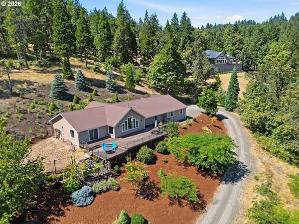 5 Acres of Land with Home for Sale in Springfield, Oregon
