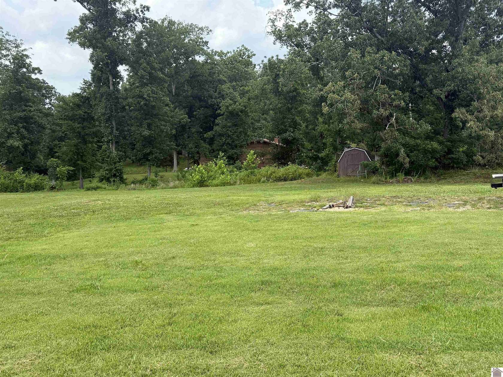 0.82 Acres of Residential Land for Sale in Gilbertsville, Kentucky