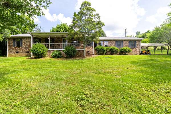 5.52 Acres of Land with Home for Sale in Shelbyville, Tennessee