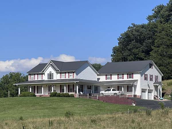 1.66 Acres of Land with Home for Sale in Lawrenceburg, Tennessee