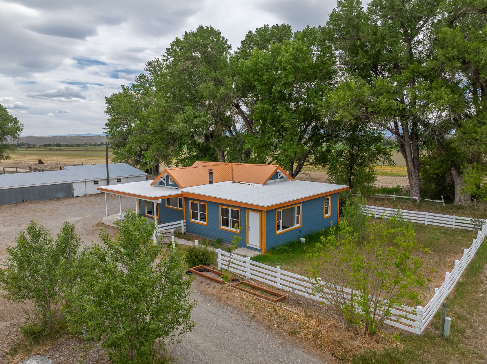 30.8 Acres of Agricultural Land with Home for Sale in Riverton, Wyoming