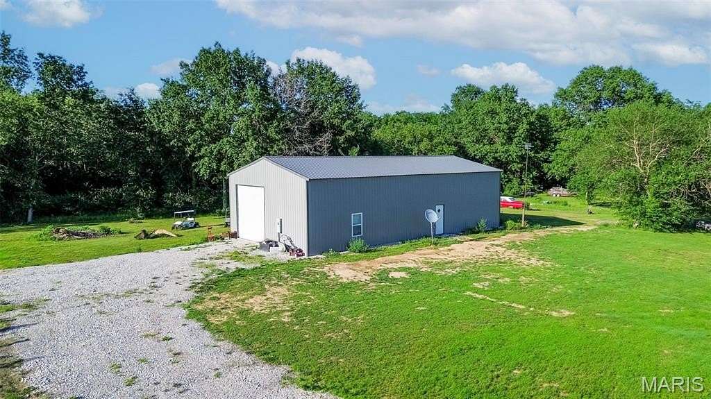 3 Acres of Residential Land for Sale in Worden, Illinois