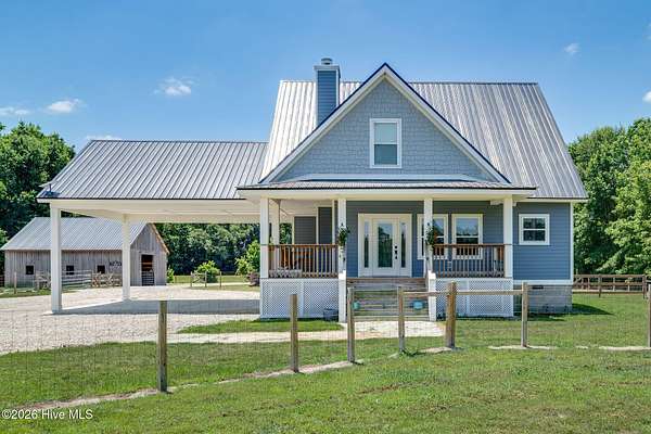 17.5 Acres of Land with Home for Sale in Beulaville, North Carolina
