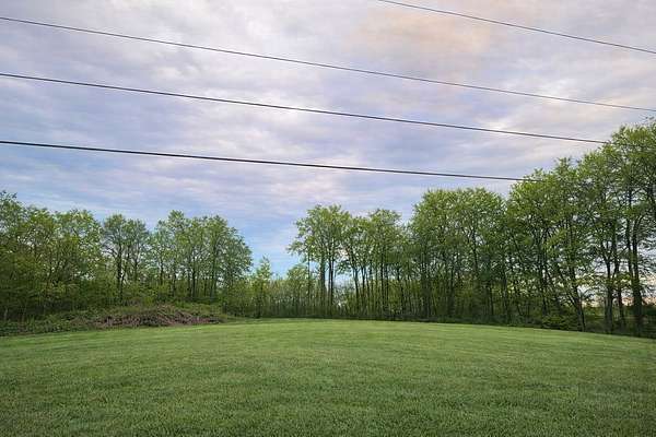 5.84 Acres of Residential Land for Sale in Cottontown, Tennessee