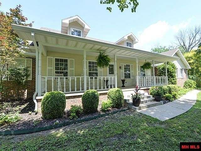2.5 Acres of Land with Home for Sale in Mountain Home, Arkansas