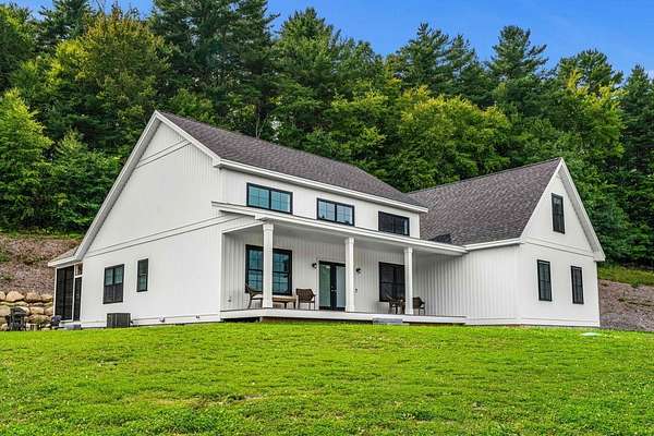 1.7 Acres of Land with Home for Sale in Amherst, New Hampshire