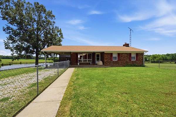 75.8 Acres of Improved Land for Sale in Cromwell, Kentucky