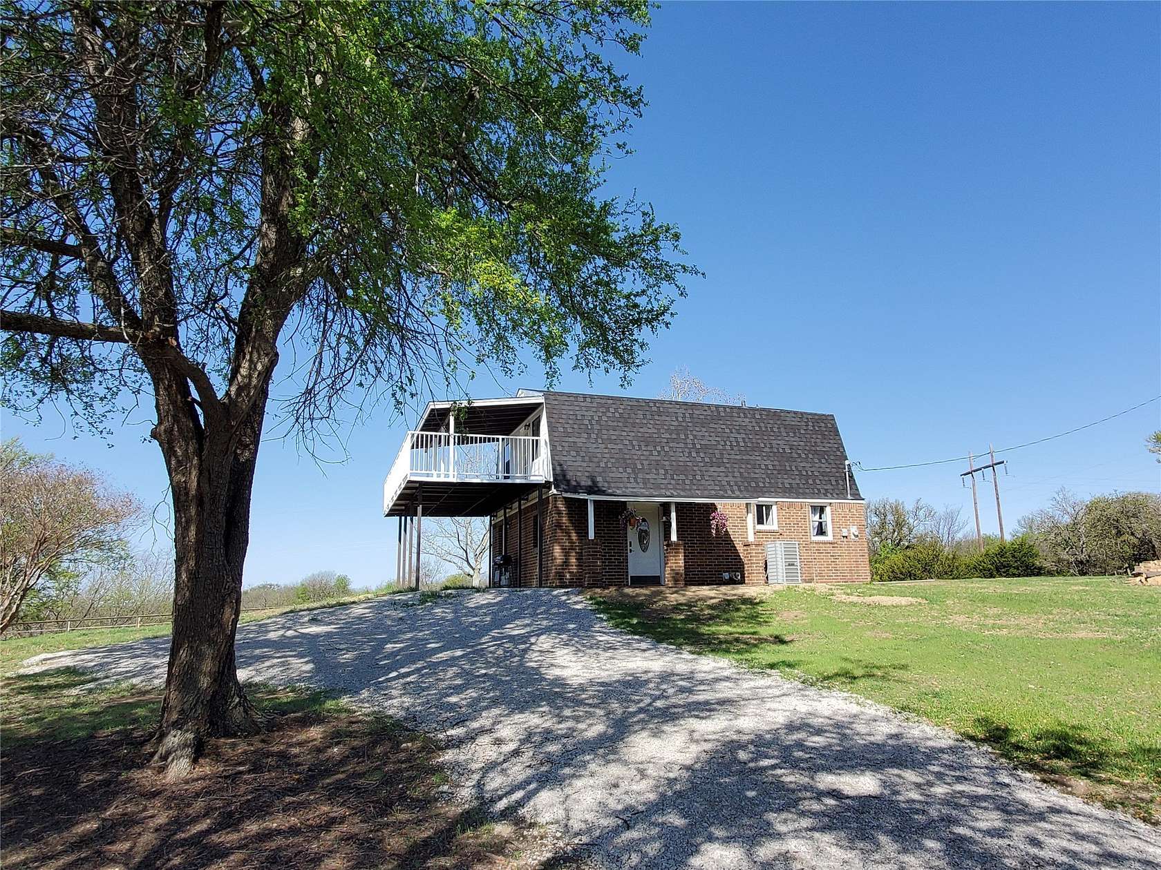 3.12 Acres of Land with Home for Lease in Weatherford, Texas