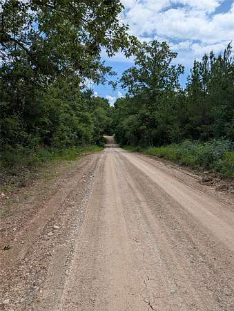 10 Acres of Recreational & Residential Land for Sale in De Kalb, Texas