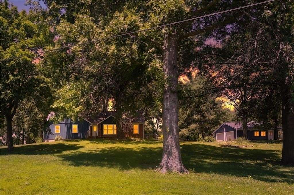 4 Acres of Land with Home for Sale in Plattsburg, Missouri
