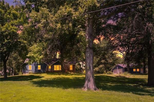 4 Acres of Land with Home for Sale in Plattsburg, Missouri