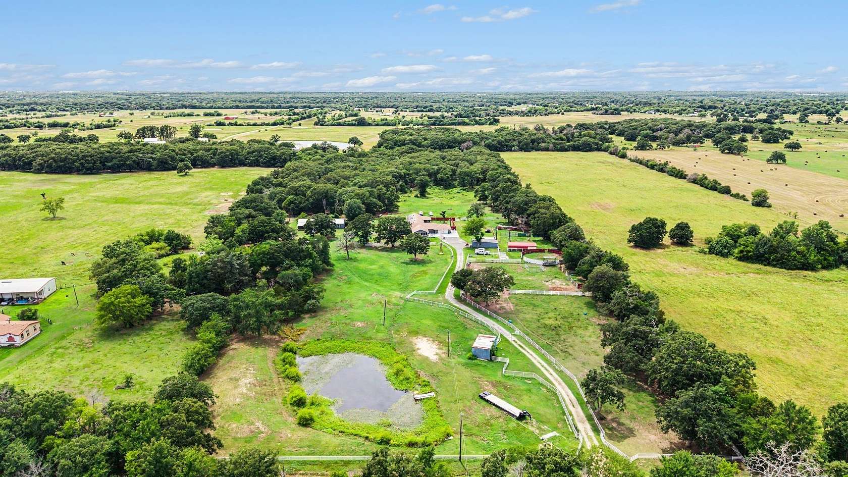 19.8 Acres of Land with Home for Sale in Kaufman, Texas