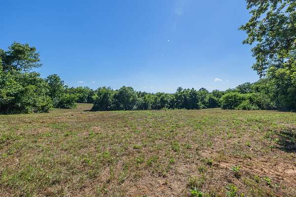 17.5 Acres of Land for Sale in Wartrace, Tennessee